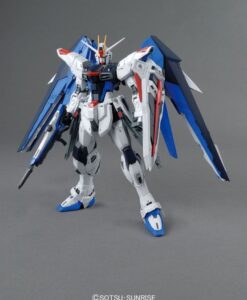 Master Grade Freedom Gundam