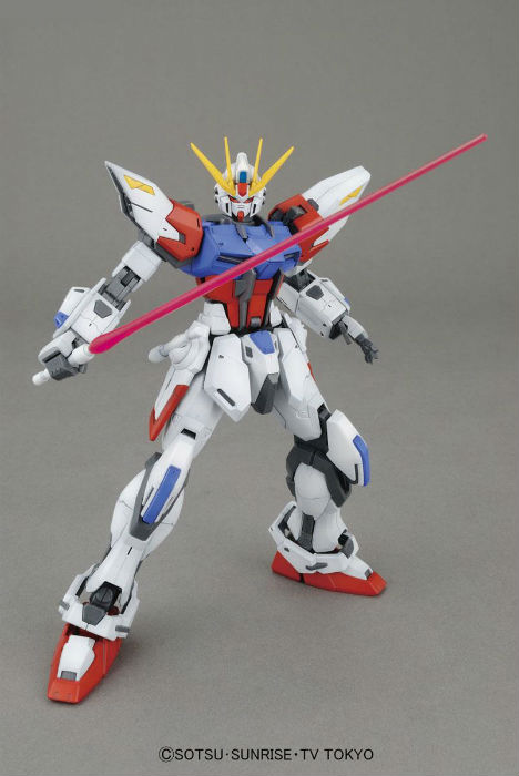 Master Grade Build Strike Gundam Full Package