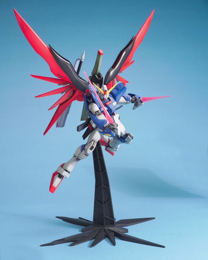 Master Grade Destiny Gundam