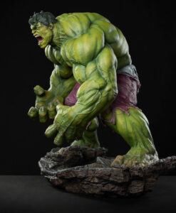 Hulk Premium Format Figure
