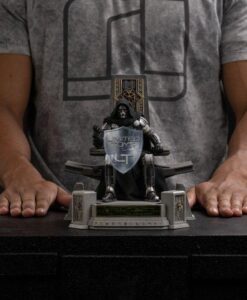 Avengers Doomsday Doctor Doom Art Scale Statue