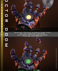 Doctor Doom Ultimate Sixth Scale Figure MMS